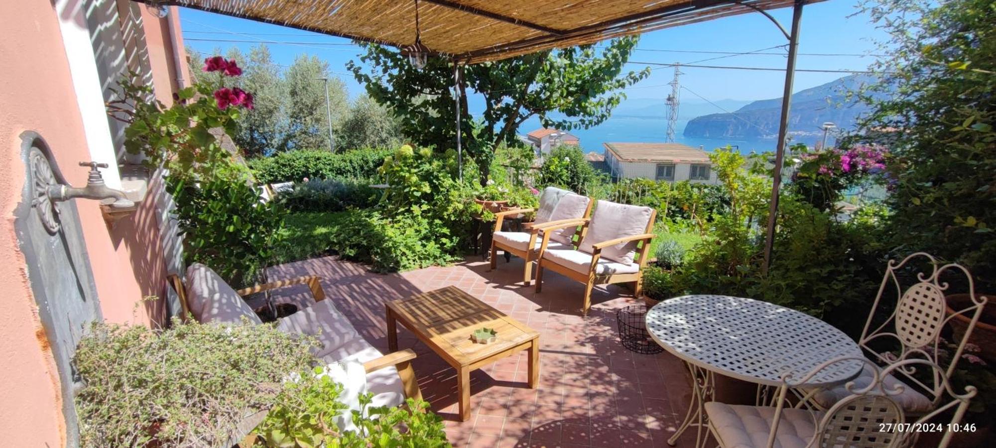 Bed and Breakfast Lally'S Garden à Sorrente Extérieur photo